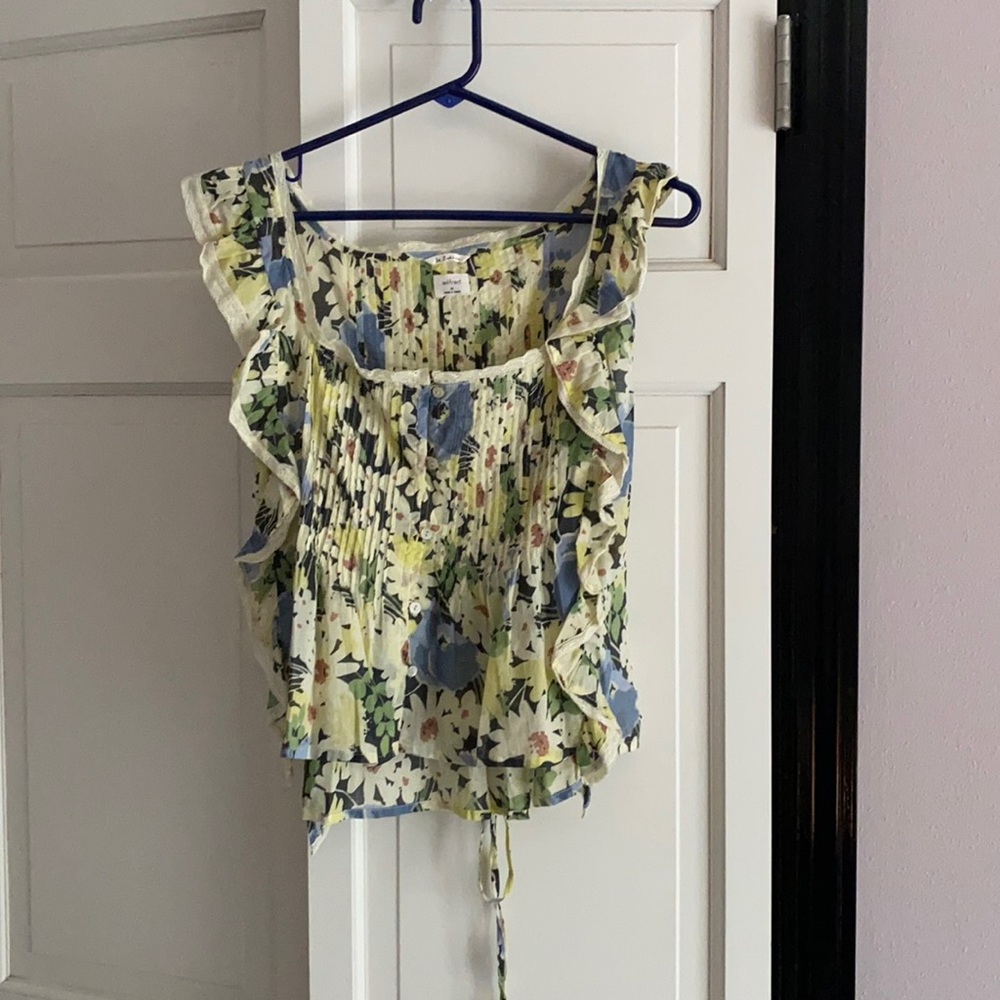 Wilfred la Boheme floral top.